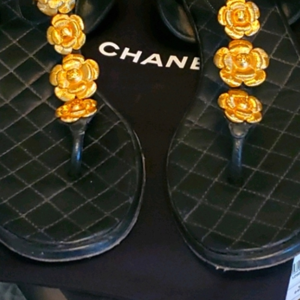 CHANEL SANDALS